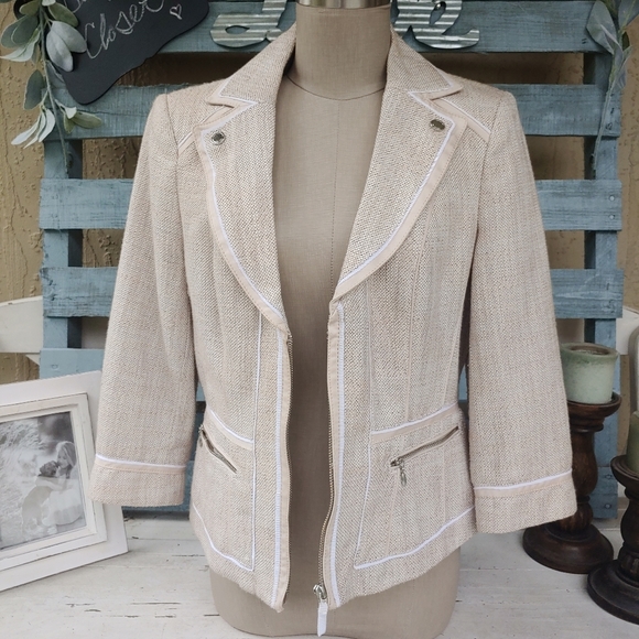 White House Black Market Jackets & Blazers - ⭐ Buy 3 get 1 free, WHBM